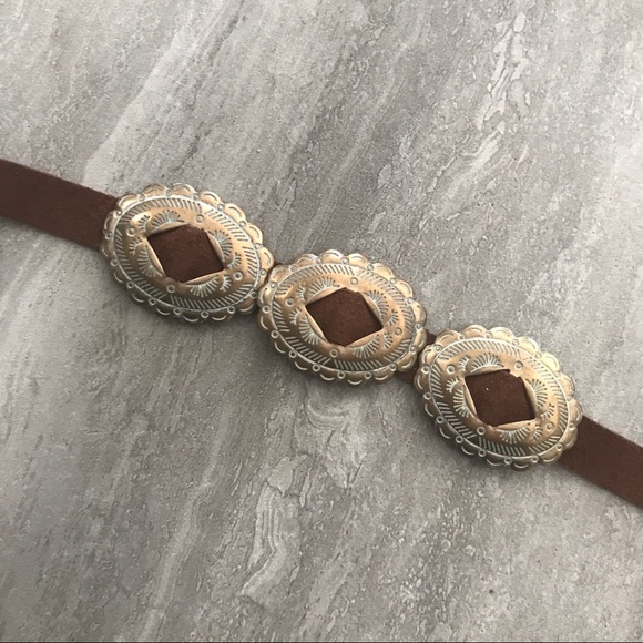 Forever 21 Jewelry - Forever 21 Brown Buckle Choker ✨